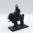 Warhammer The Old World: Warriors of Chaos Metal Chaos Lord on Daemonic Mount (AH014)