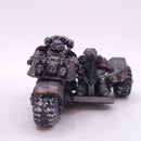 Warhammer 40k: Space Marines Attack Bike Iron Warriors AQ131