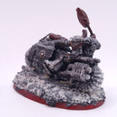 Warhammer 40k: Space Marines Primaris Chaplain on Bike Iron Warriors BC058