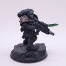 Warhammer 40k: Space Marines Converted Lieutenant in Reiver Armour Iron Warriors BO163