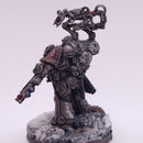 Warhammer 40k: Space Marines Apothecary Iron Warriors  BO165