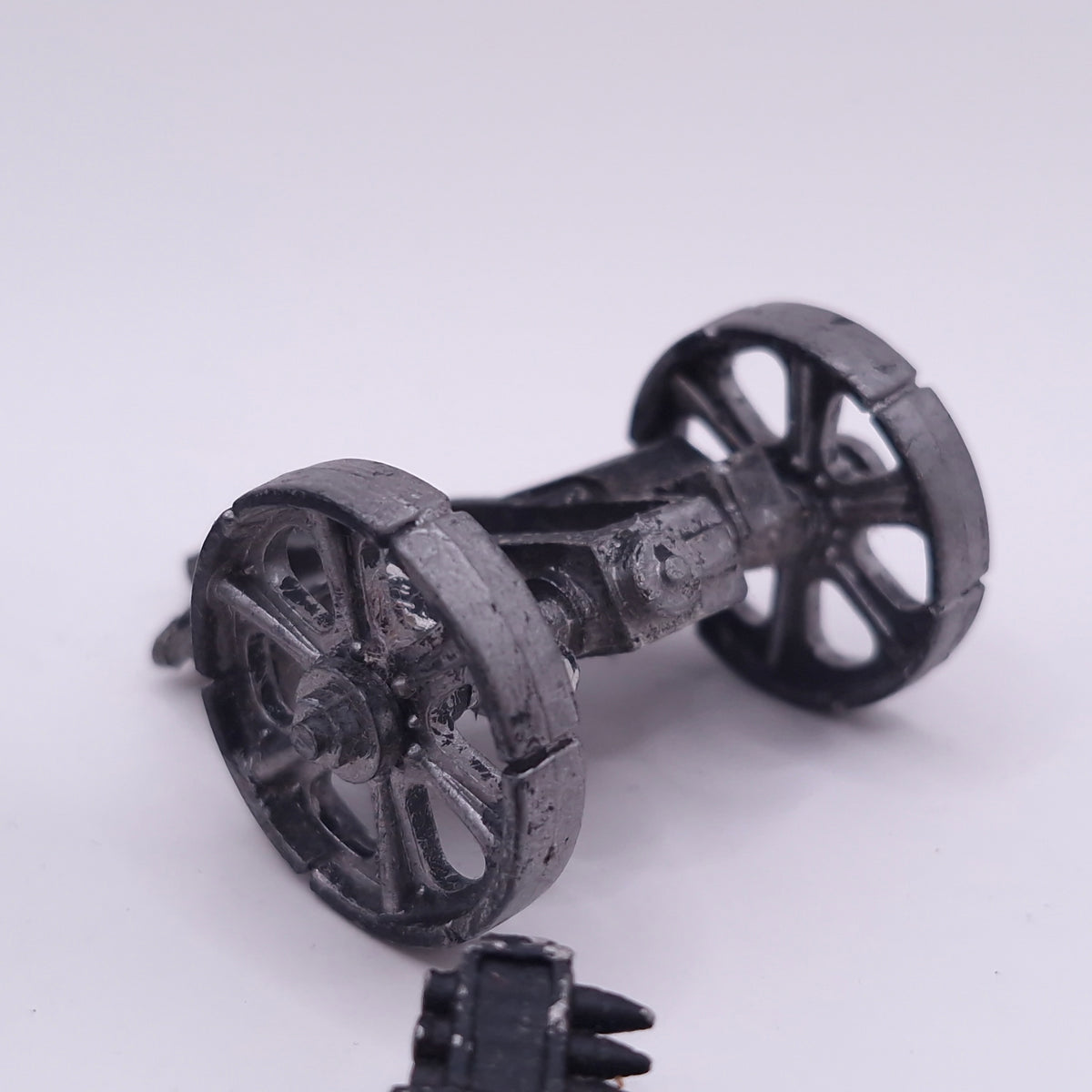 Warhammer 40k: Ork Metal Splatta Cannon And Zzap Gun AJ236