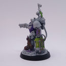 Warhammer 40k: Space Marines Apothecary Biologis AJ075