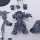 Warhammer 40k: Adeptus Custodes Shield-Captain in Allarus Terminator Armour AF077