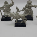 Warhammer Mordheim Witch Hunter Priest and Dogs - Metal OOP BN044