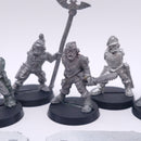 Warhammer 40k: Rogue Trader 4x Troopers 4x Officers 1x Standard BI062