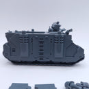 Warhammer 40k: Space Marines Rhino BO087