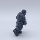 Warhammer Necromunda: 'Jotunn' H-Grade Industrial Servitor Ogryns AF060