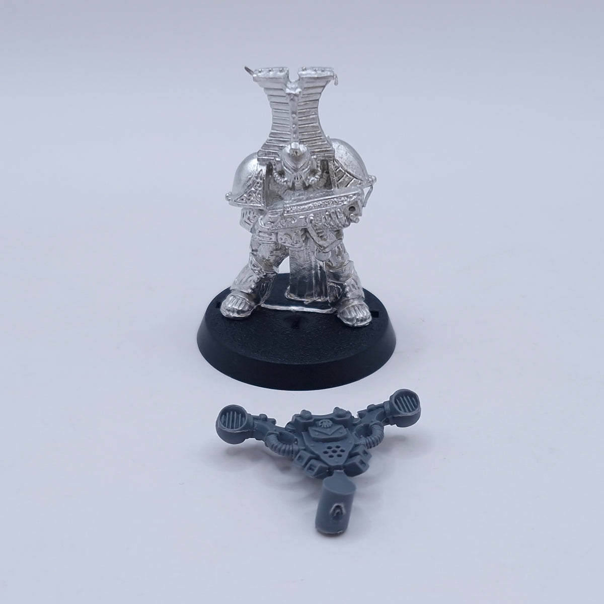 Warhammer 40k: Chaos Space Marines Thousand Sons 2nd Edition Model BO149