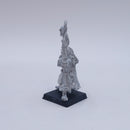 Warhammer Old World: Empire Jade Wizard on Foot and Mounted BA011