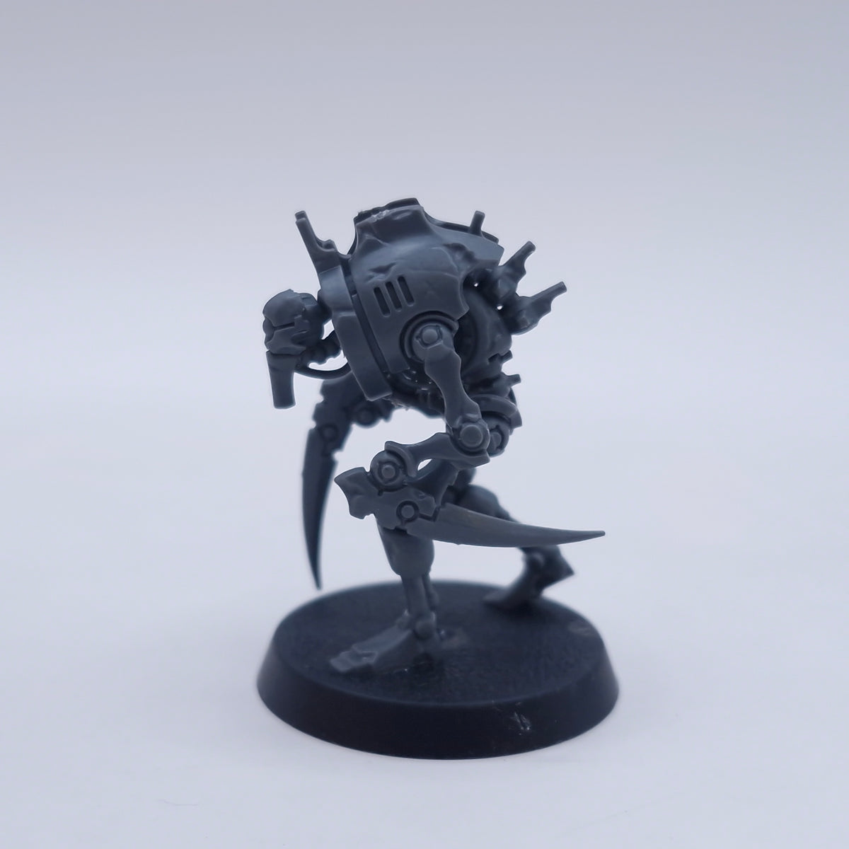 Warhammer 40k: Necron Plasmancer with Cryptothralls BA151