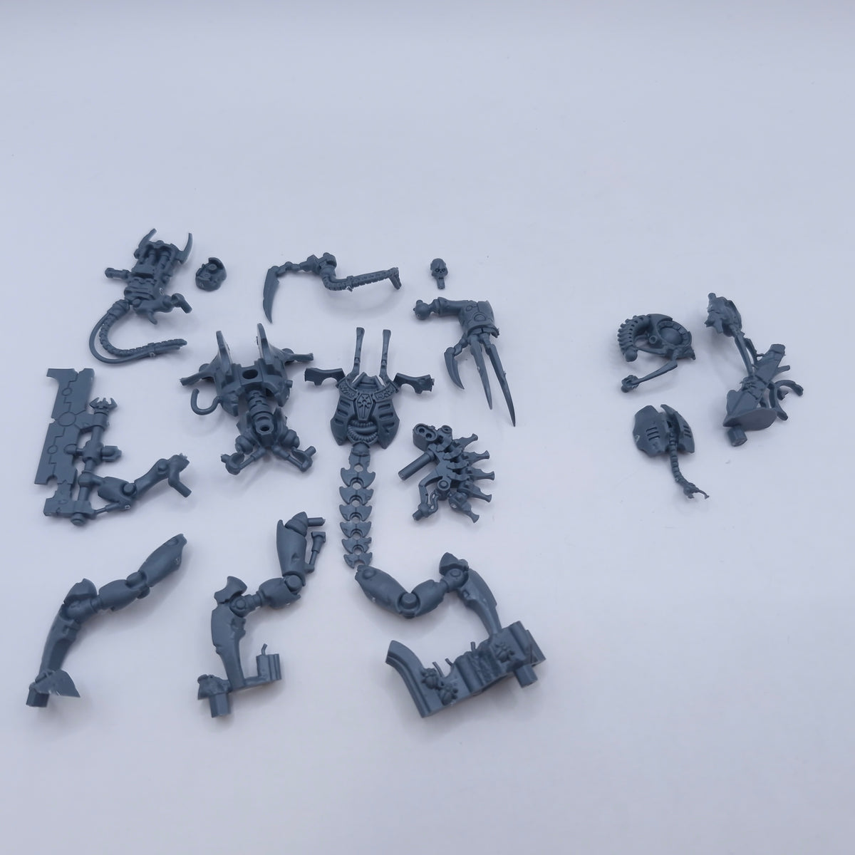 Warhammer 40k: Necron Skorpekh Lord with Plasmacyte Unassembled BH214