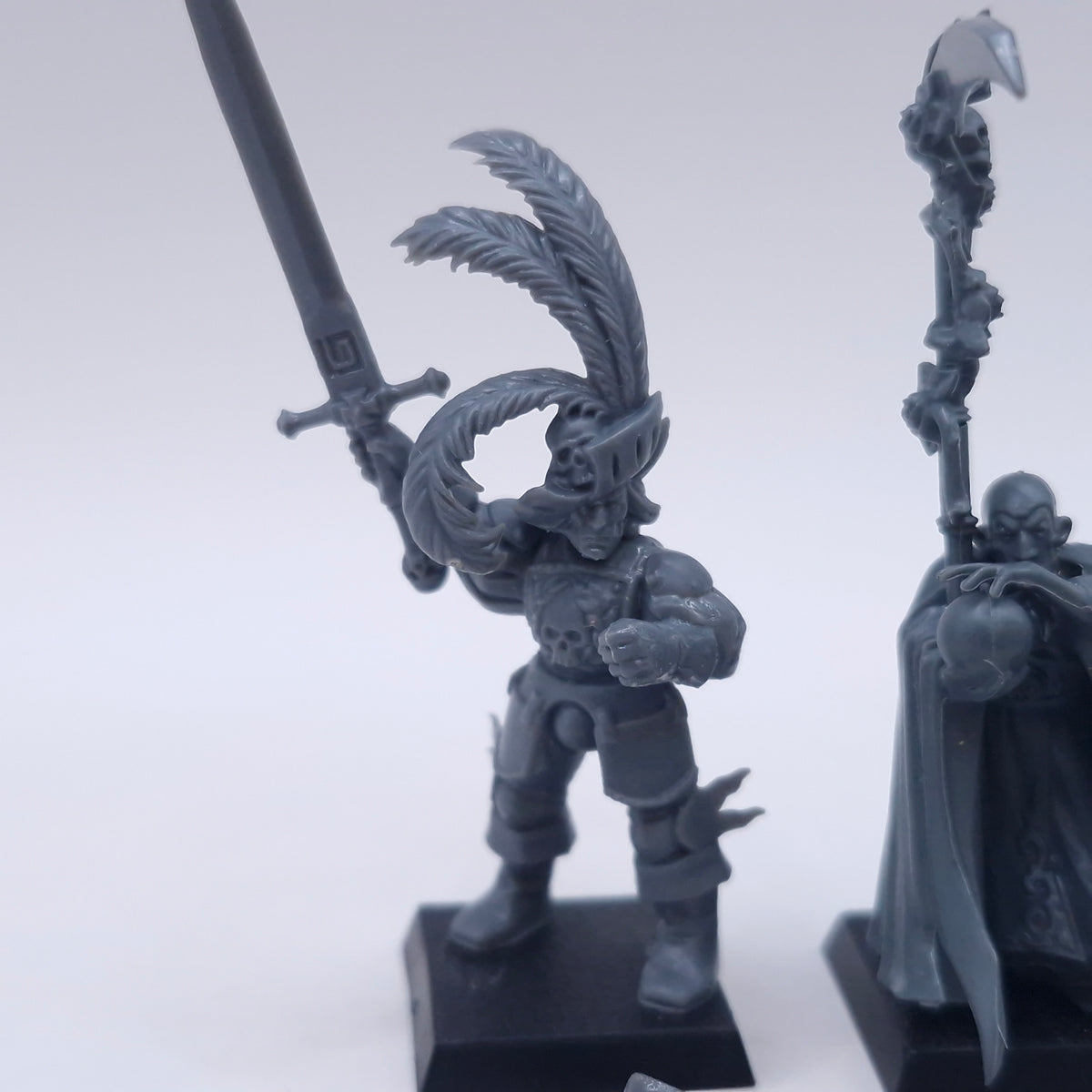 Warhammer Old World: Empire Wizard and Commanders of the Empire AA160