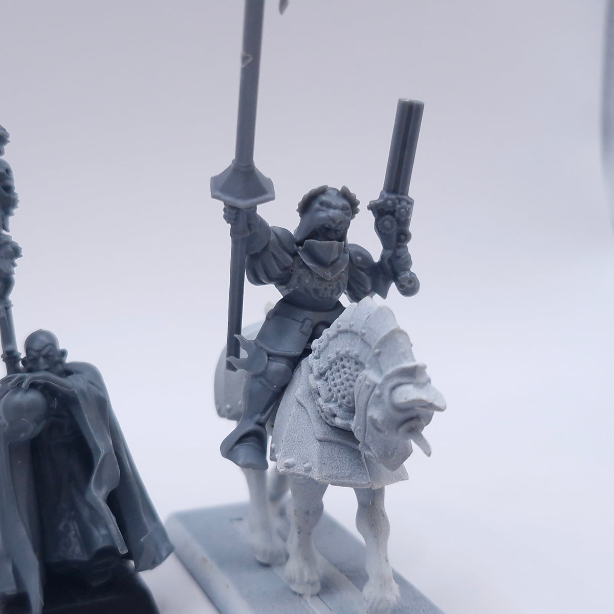 Warhammer Old World: Empire Wizard and Commanders of the Empire AA160
