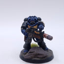 Warhammer 40k: Space Marines Eradicators Painted AK020