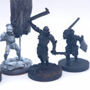 Lord of The Rings: Uruk-Hai Squad with Standard Bearer BSB56