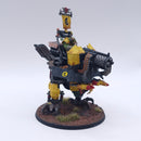Warhammer 40k: Orks Ork Big Mek Dakkarig Painted AQ102