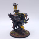 Warhammer 40k: Orks Ork Big Mek Dakkarig Painted AQ102