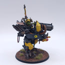 Warhammer 40k: Orks Ork Big Mek Dakkarig Painted AQ102