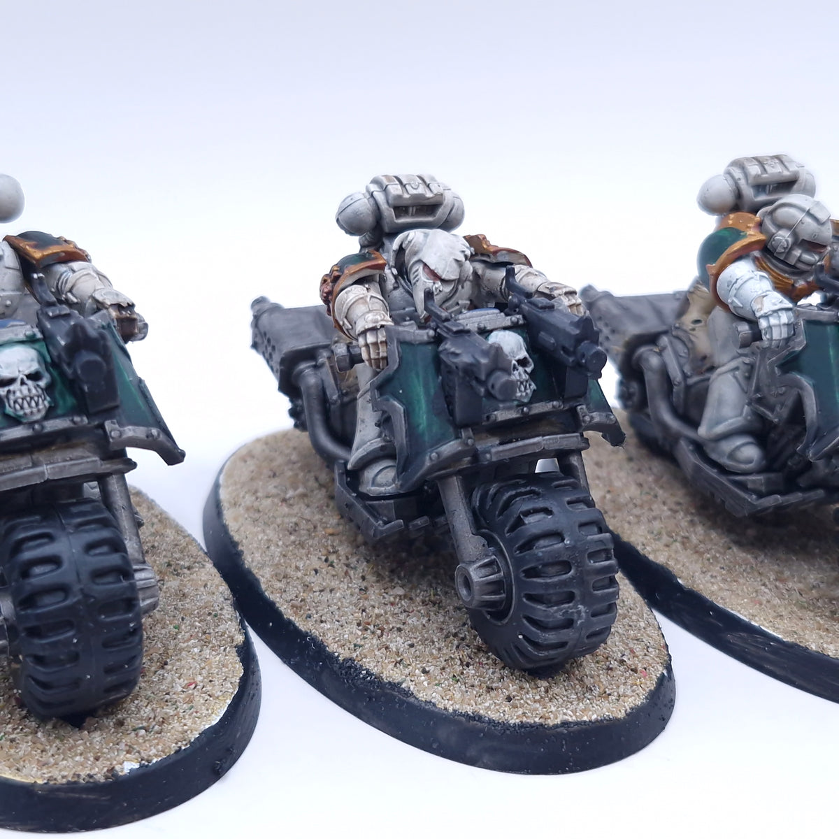 Warhammer 40k: Space Marines Bike Squad Painted AJ227