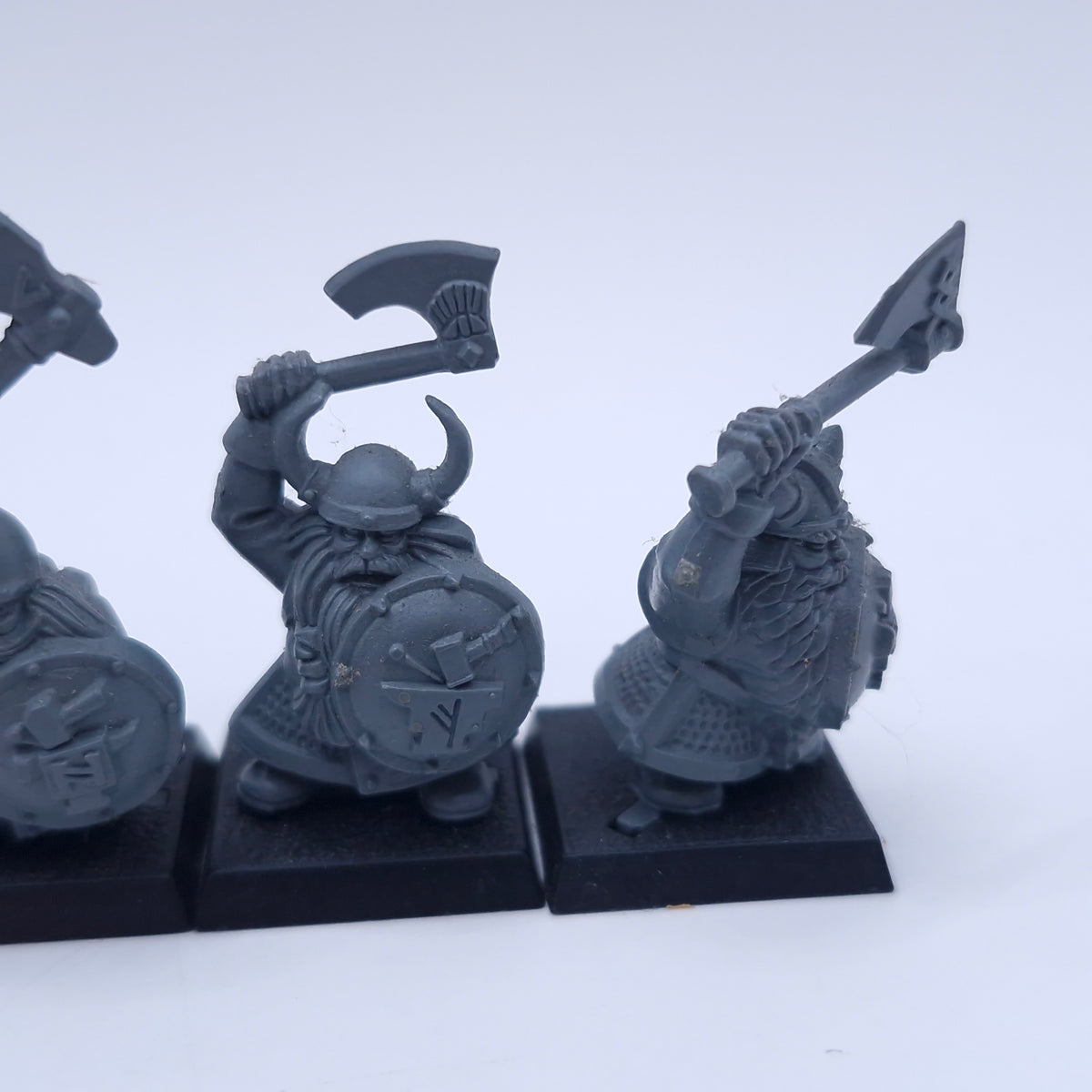 Warhammer Old World: Dwarfen Mountain Holds Lord with Dwarf Warriors BR052