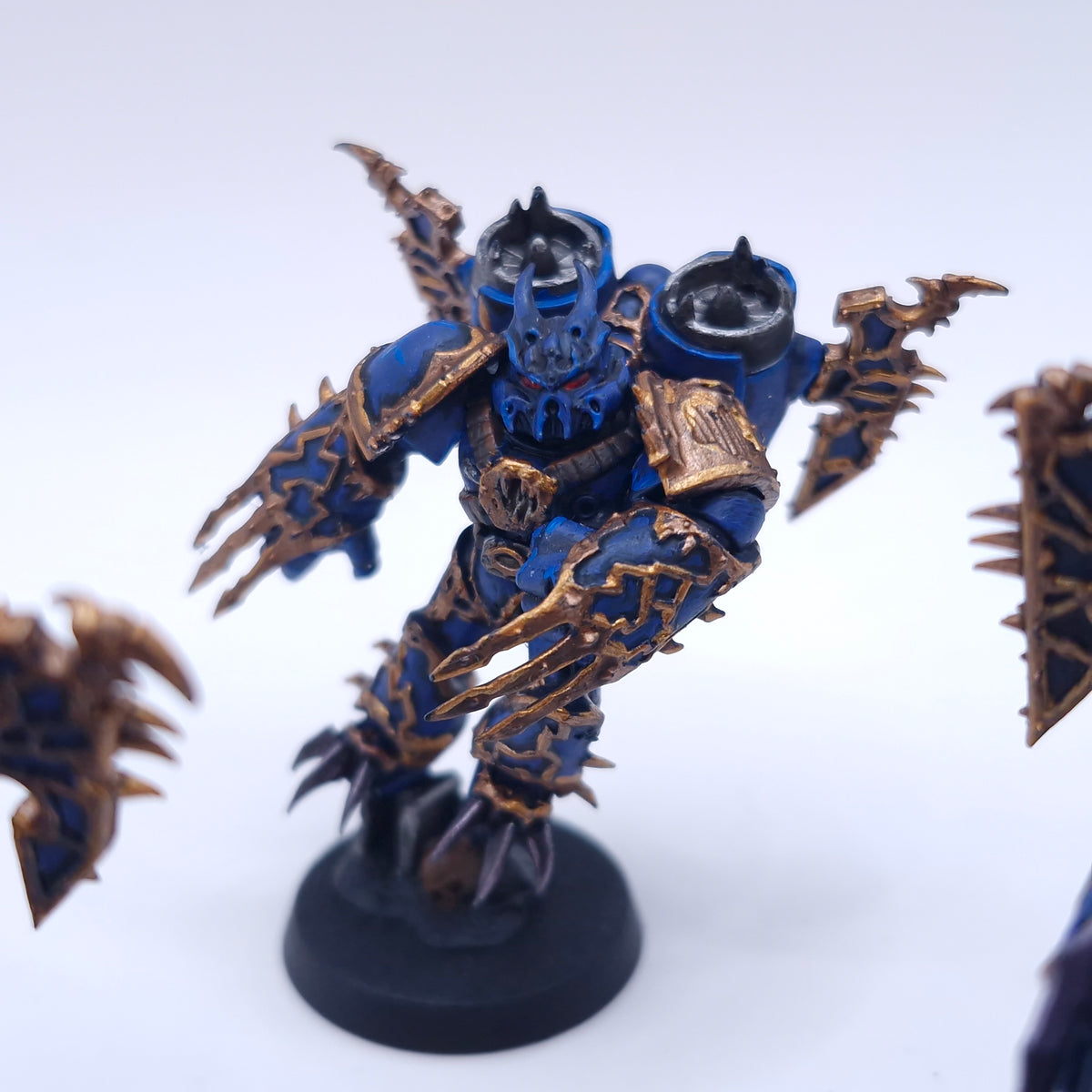 Warhammer 40k: Chaos Space Marines Thousand Sons Raptors Painted BR041