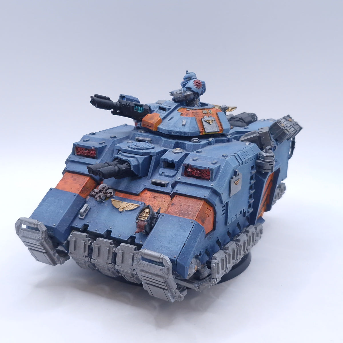 Warhammer 40k: Space Marines Repulsor Painted BQ024