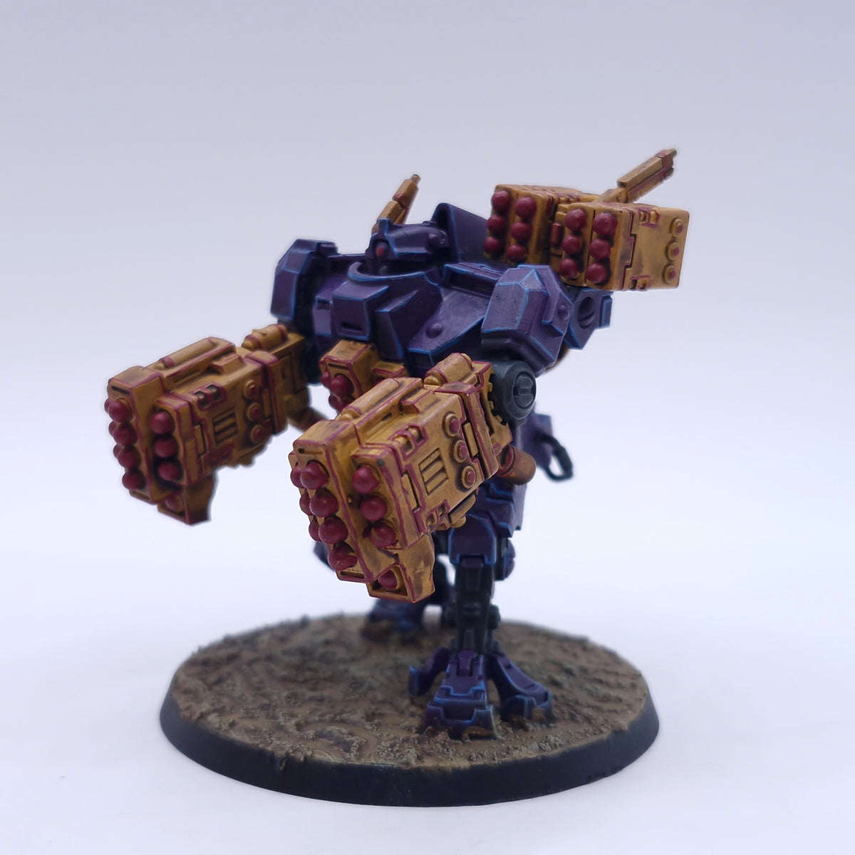 Warhammer 40k: T'au Broadside Battlesuit Painted BTB49