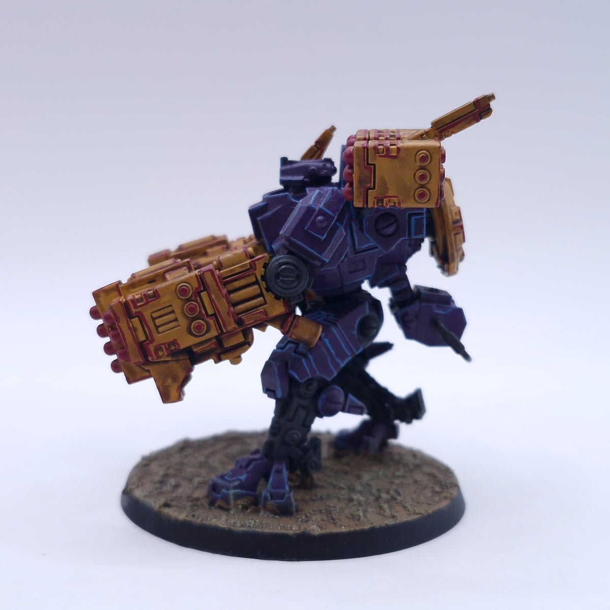 Warhammer 40k: T'au Broadside Battlesuit Painted BTB49