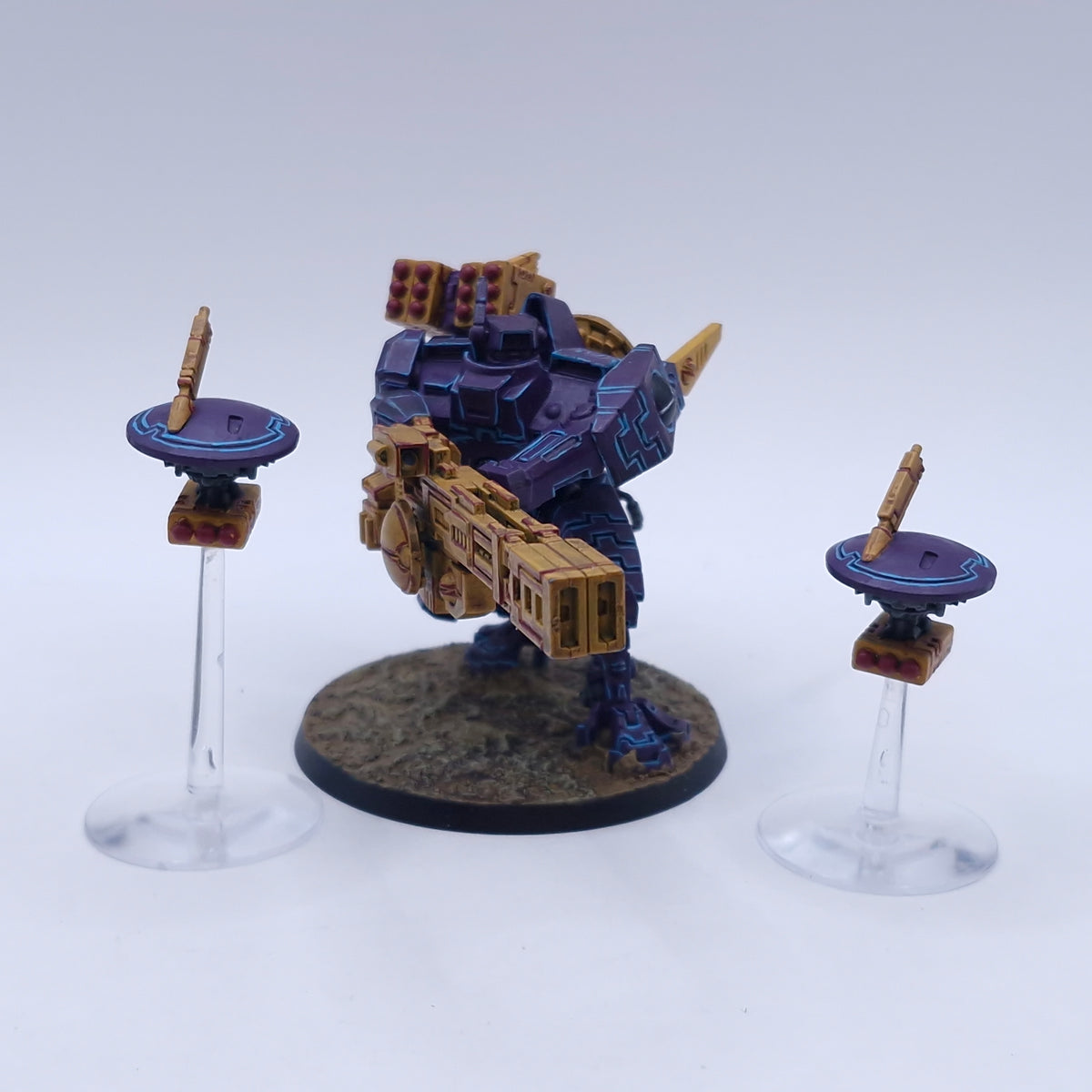 Warhammer 40k: T'au Broadside Battlesuit Painted BTB18