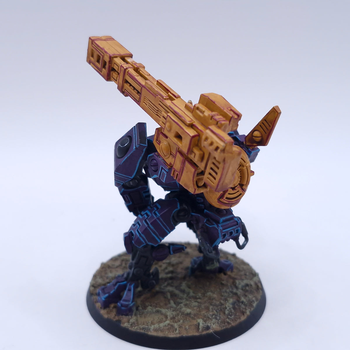 Warhammer 40k: T'au Broadside Battlesuit Painted BTB48