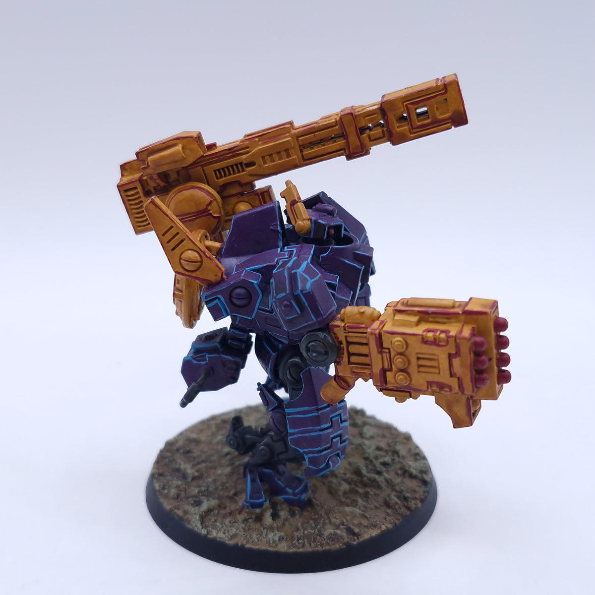 Warhammer 40k: T'au Broadside Battlesuit Painted BTB48