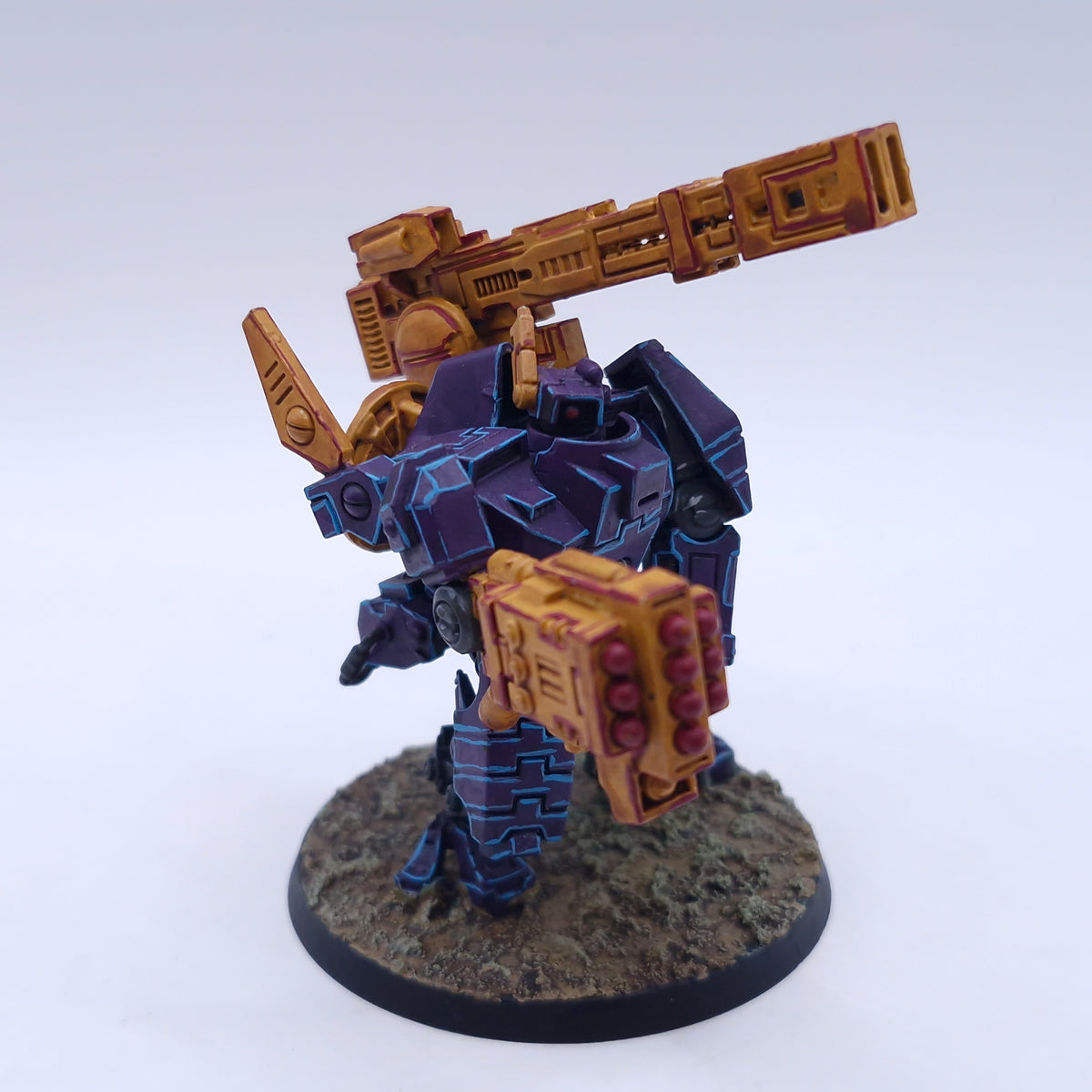Warhammer 40k: T'au Broadside Battlesuit Painted BTB48