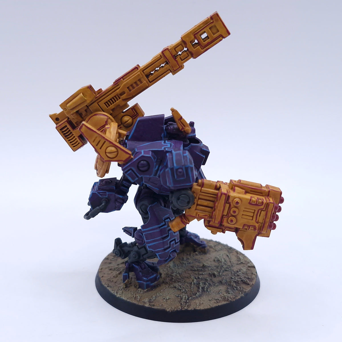 Warhammer 40k: T'au Broadside Battlesuit Painted BTB47