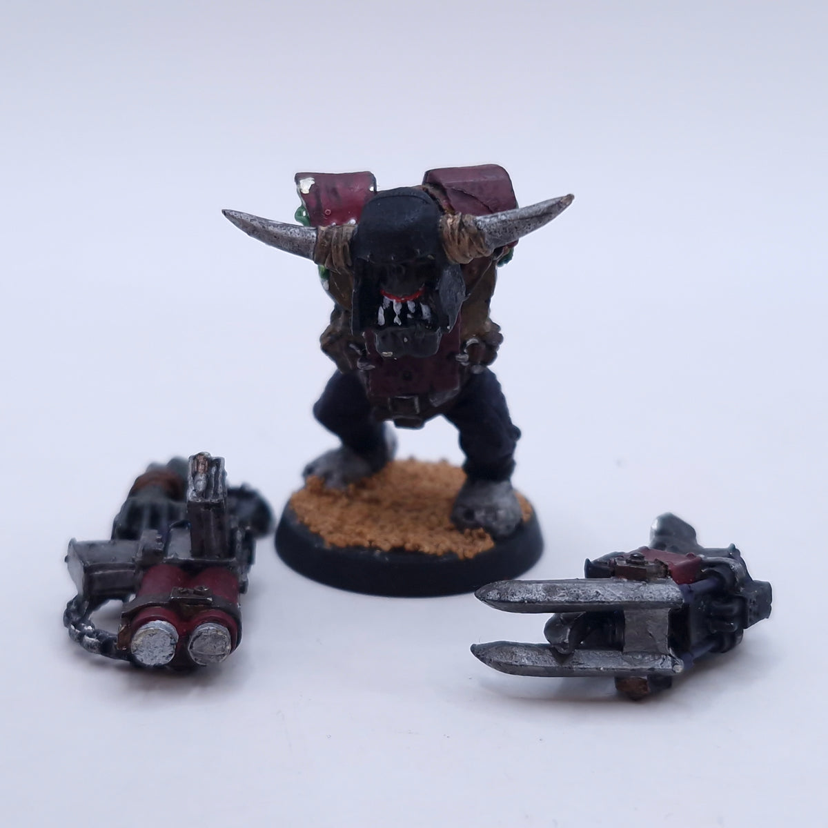 Warhammer 40k: Orks Metal Nobs Painted AI086