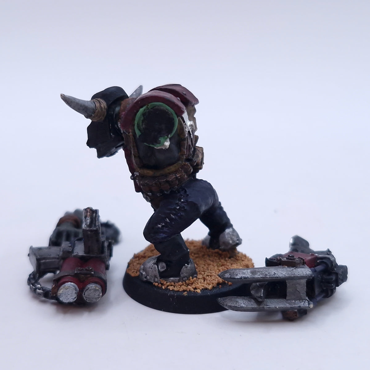 Warhammer 40k: Orks Metal Nobs Painted AI086