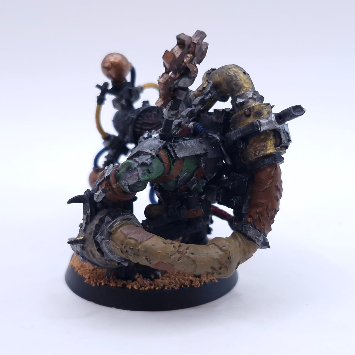Warhammer 40k: Orks Big Mek with Shokk Attack Gun Painted BTC01