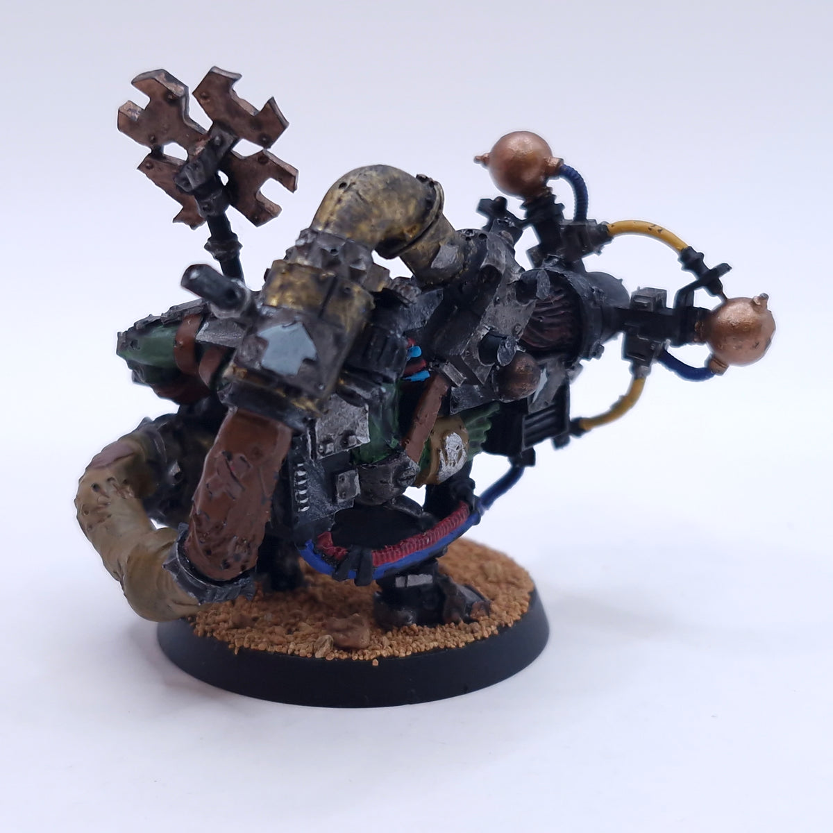 Warhammer 40k: Orks Big Mek with Shokk Attack Gun Painted BTC01