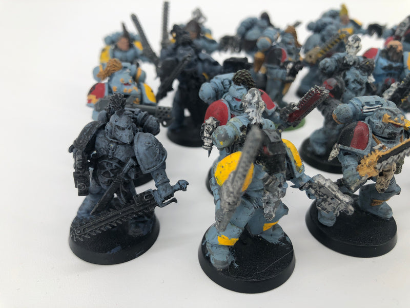 Space Marines Wolves Blood Claws x17 AT144-0927