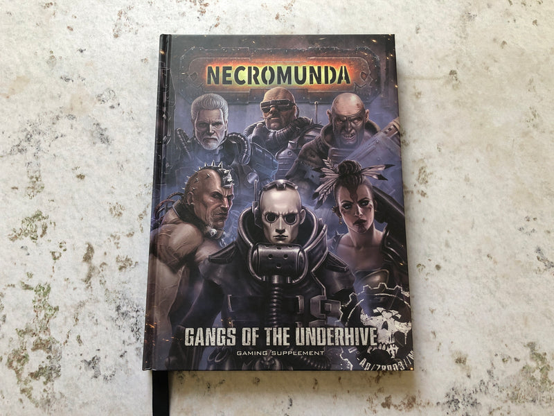 Warhammer Necromunda Gangs of the Underhive Hardcover AS628-0924