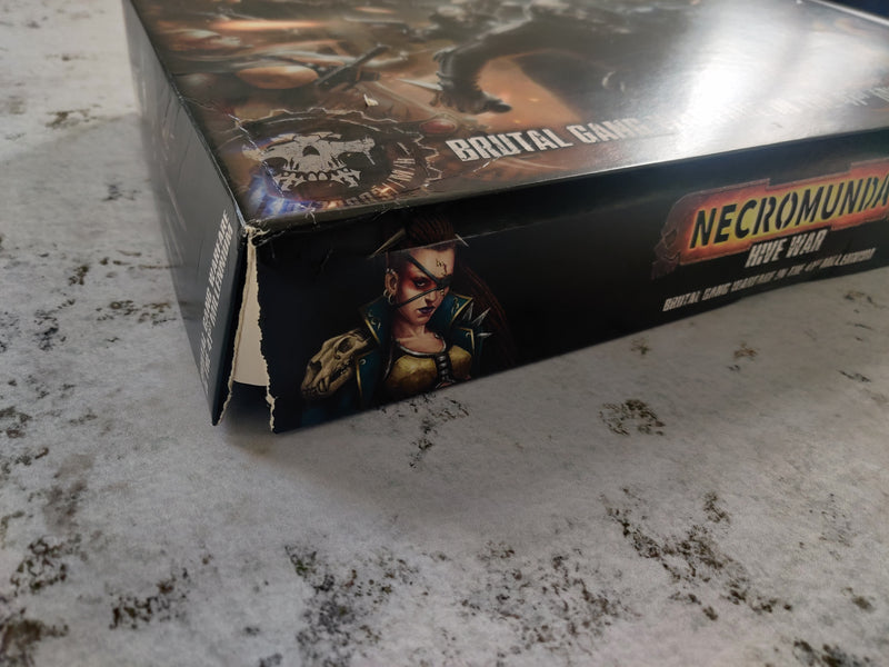 Necromunda Hive War NIB Damaged Box BD021