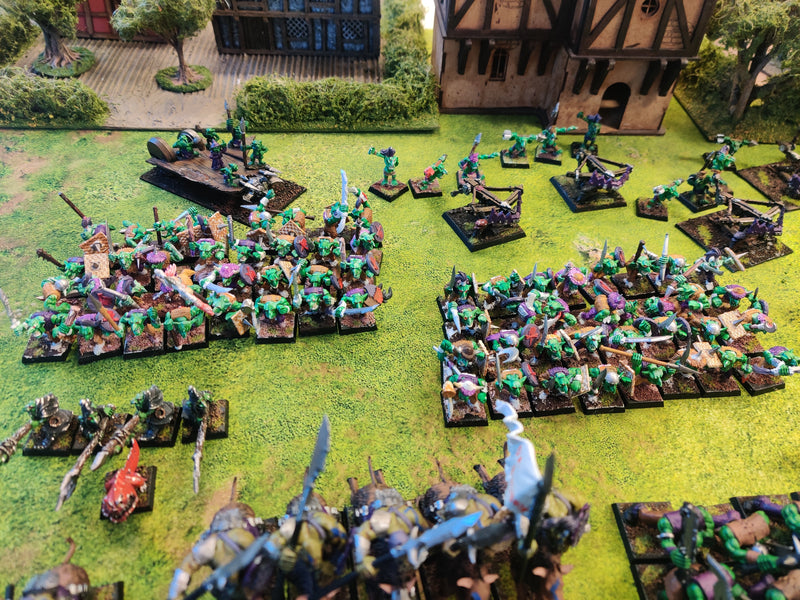 Warhammer Fantasy Orcs and Goblins Army Painted - BD301