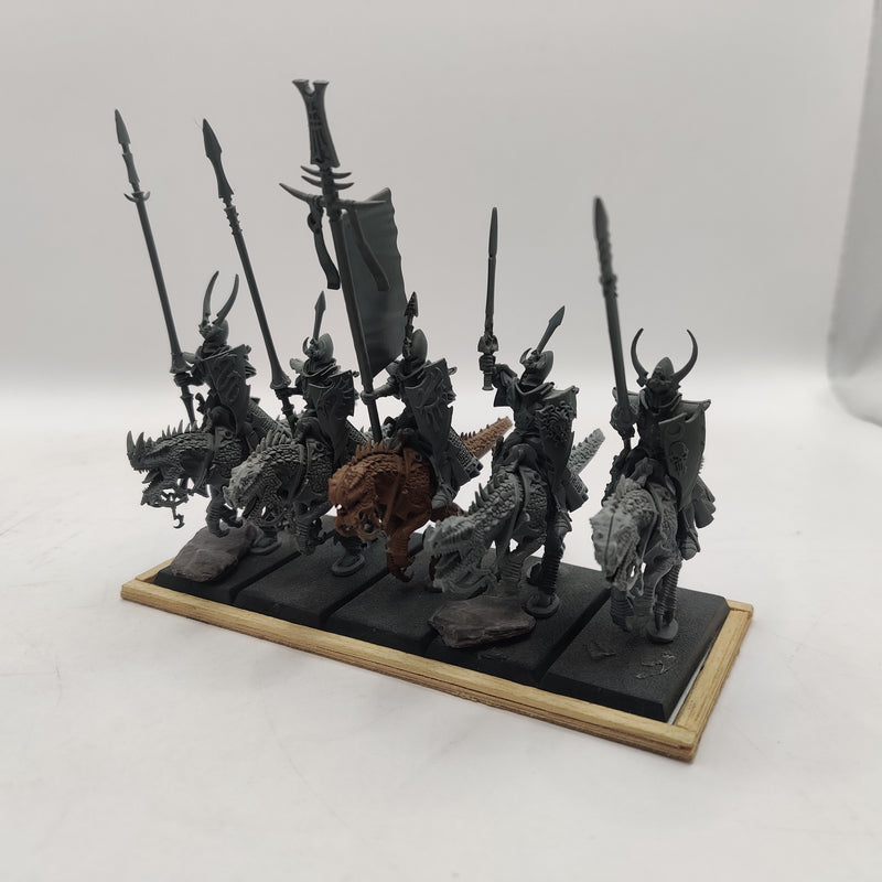 Warhammer Old World Dark Elf Cold One Knights x5 inc Magnetic Movement tray AF111