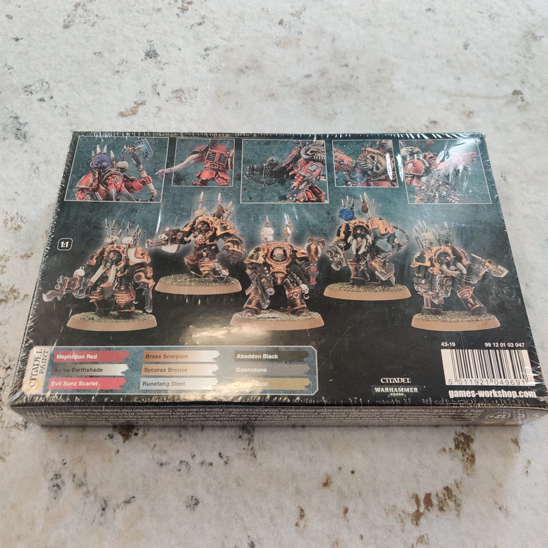 Warhammer 40k Chaos Terminator Squad OOP - New in Box AV005