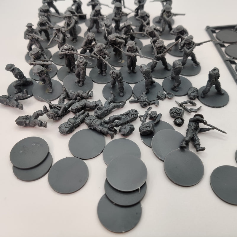 Warlord Games Bolt Action British Army Infantry x30 Plus spare bits AT052