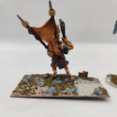 Warhammer The Old World Beasts of Chaos Bestigor Champion and Standard Bearer BA152
