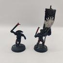 Lord of the Rings Warhammer Uruk-hai Captain and Banner - Metal OOP AD049