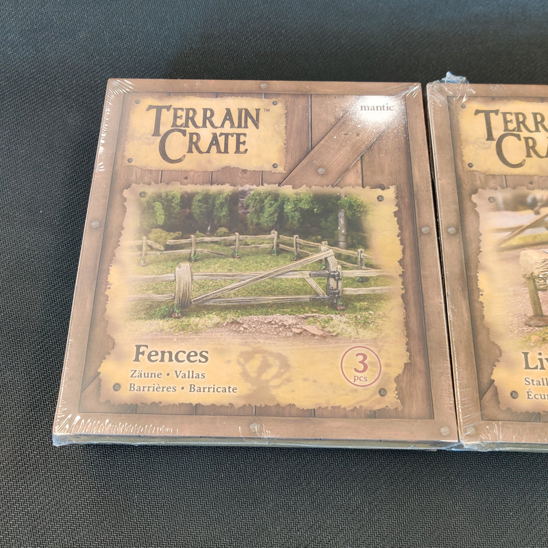 Terrain Crate Livery Stable and Fences AY135