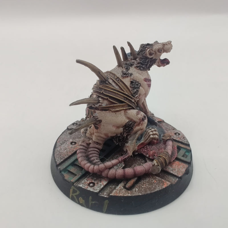 FIGURINES EN MÉTAL Games Workshop Necromunda The Caller Rat Prophet neuves en boîte peau de rat EUR 234,27 - FR