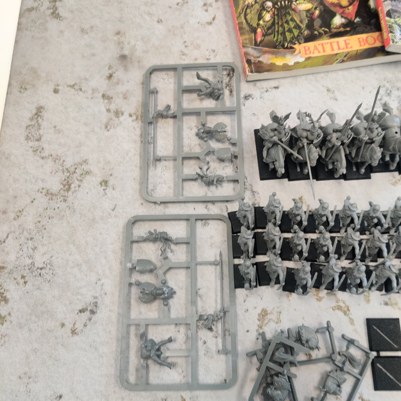 Warhammer Fantasy 5th Edition Starter Set - Incomplete AY160